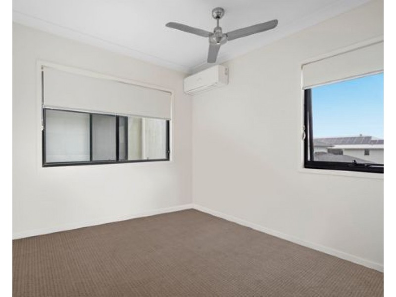 61 Kookaburra Circuit, Rochedale QLD 4123