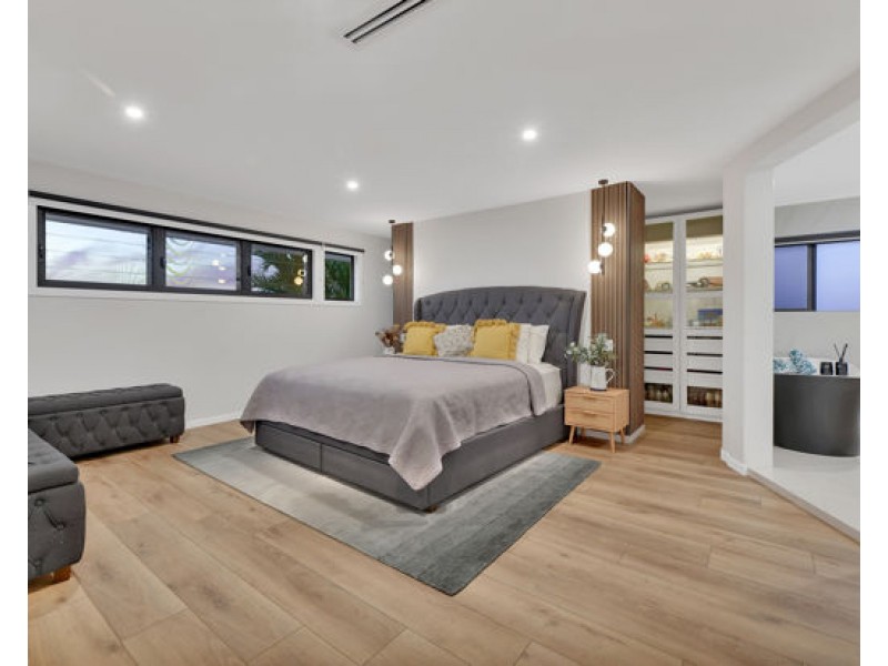 8 Fendi Place, Eight Mile Plains QLD 4113