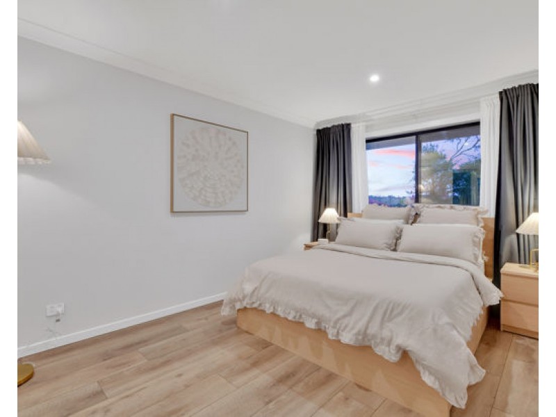 8 Fendi Place, Eight Mile Plains QLD 4113