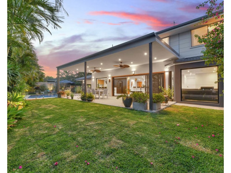 8 Fendi Place, Eight Mile Plains QLD 4113