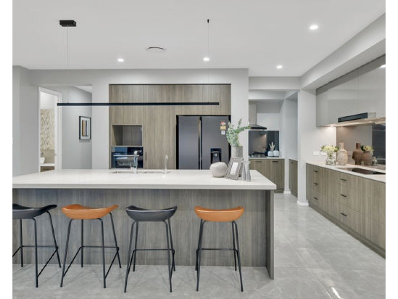 16 Penfold Crescent, Rochedale QLD 4123