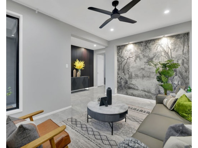 16 Penfold Crescent, Rochedale QLD 4123