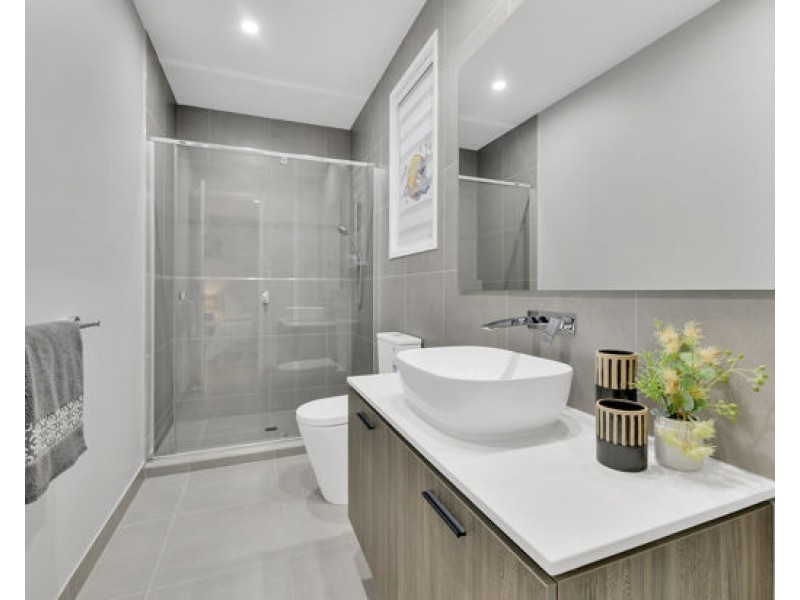 16 Penfold Crescent, Rochedale QLD 4123