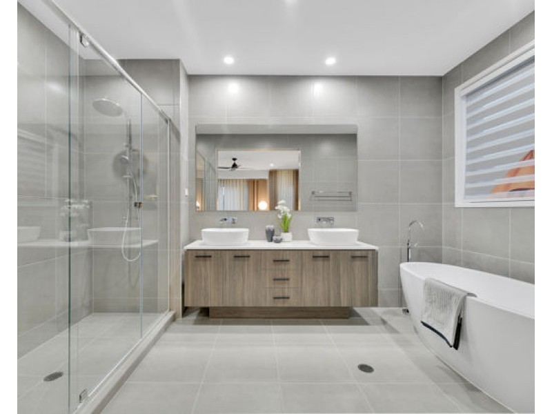 16 Penfold Crescent, Rochedale QLD 4123
