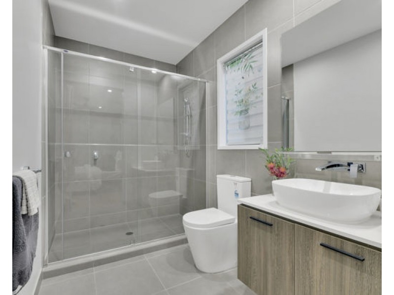 16 Penfold Crescent, Rochedale QLD 4123