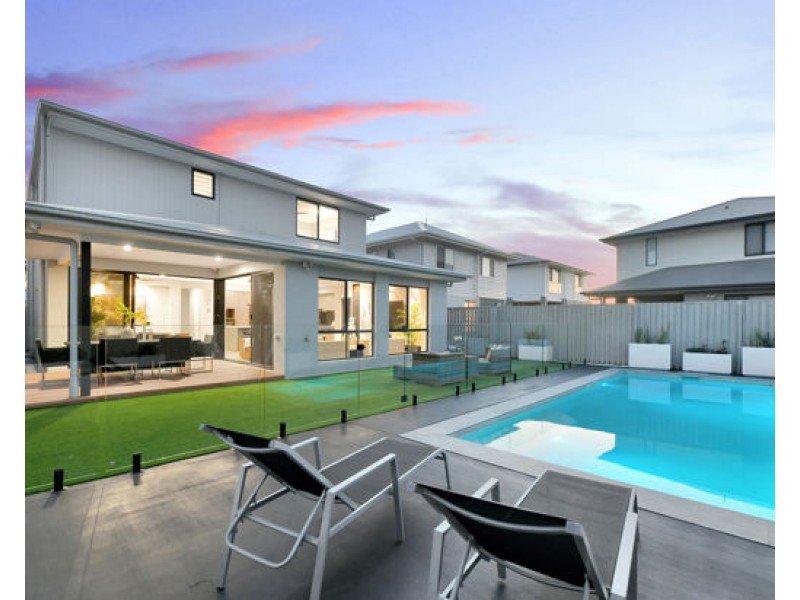 16 Penfold Crescent, Rochedale QLD 4123