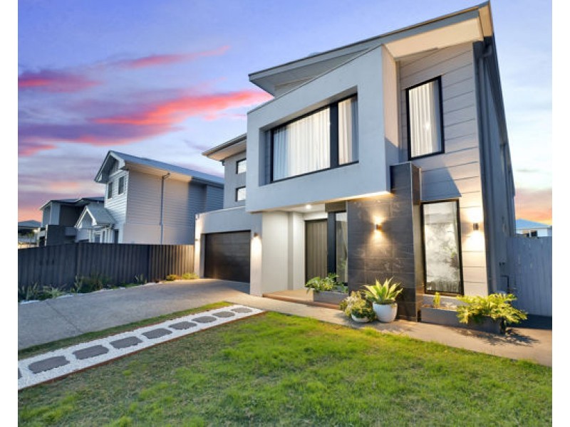 16 Penfold Crescent, Rochedale QLD 4123