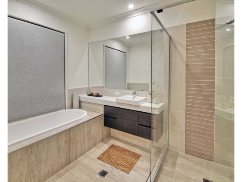 71 Finch Parade, Rochedale QLD 4123