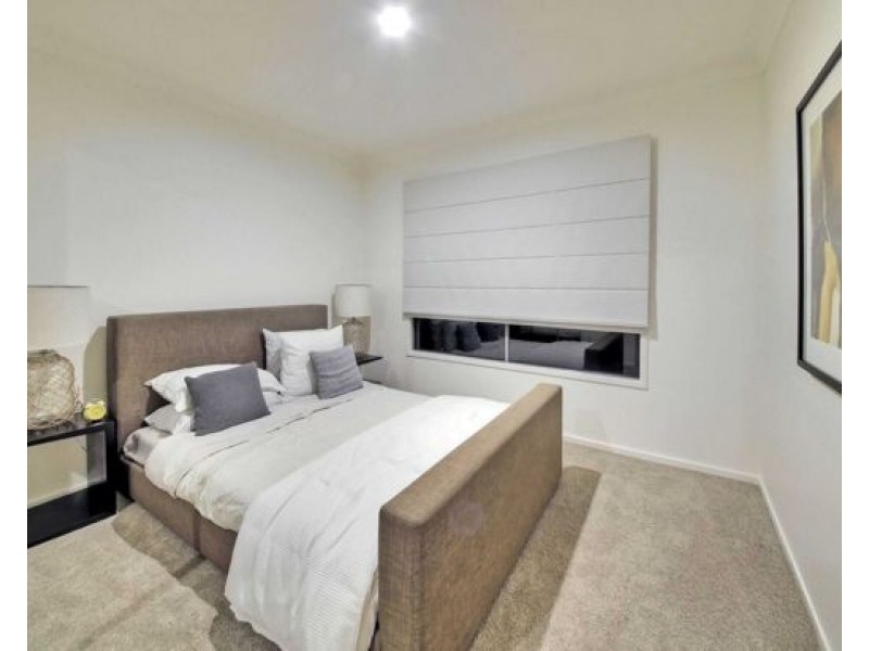 71 Finch Parade, Rochedale QLD 4123