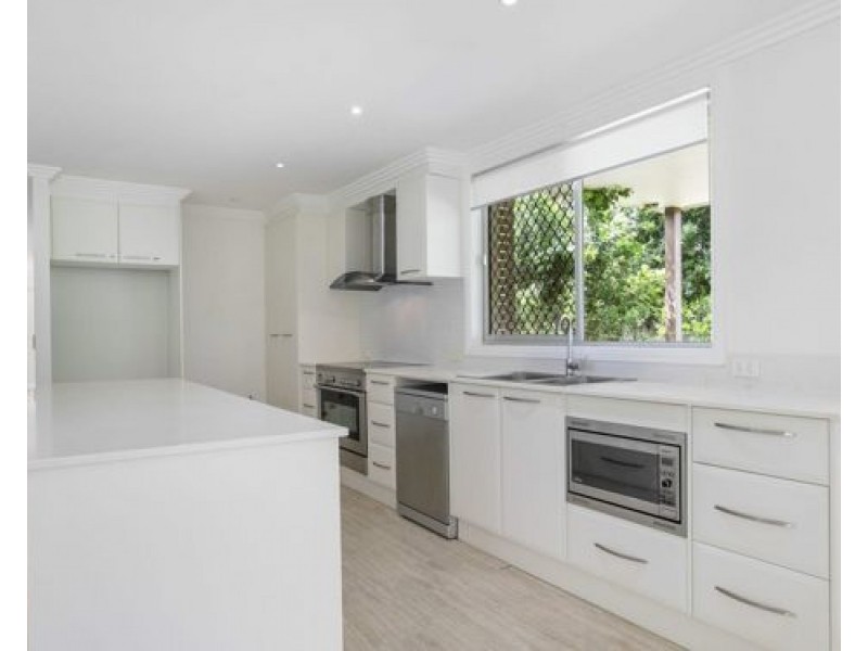 101 Sunnydene Road, Chandler QLD 4155