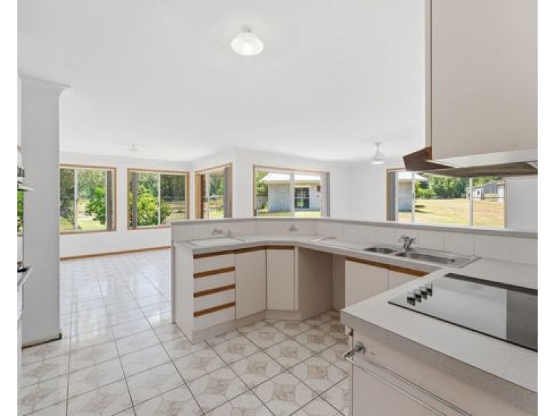 1350 New Cleveland Road, Chandler QLD 4155