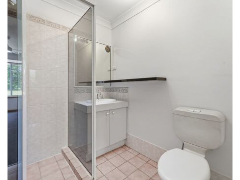 1350 New Cleveland Road, Chandler QLD 4155