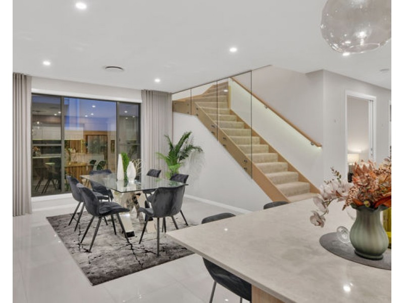 37 Daniel Drive, Rochedale QLD 4123