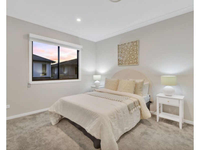 37 Daniel Drive, Rochedale QLD 4123