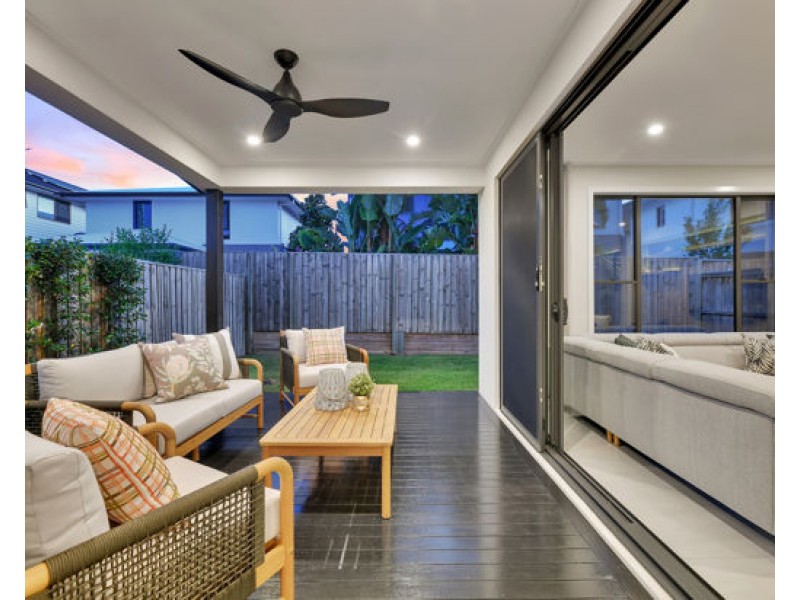 37 Daniel Drive, Rochedale QLD 4123
