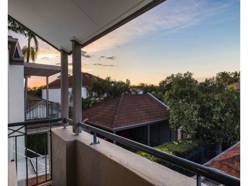 6/101 Coutts Street, Bulimba QLD 4171
