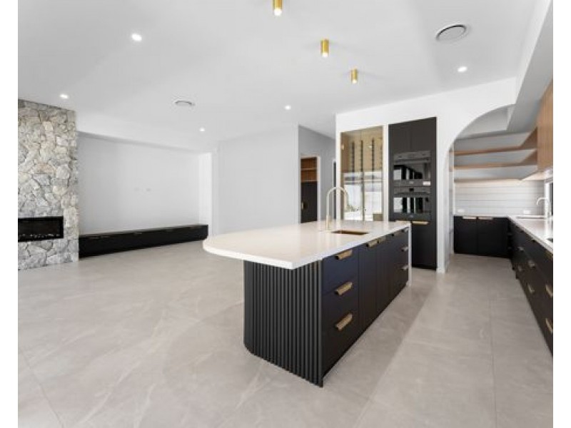 11 Botanica Street, Rochedale QLD 4123