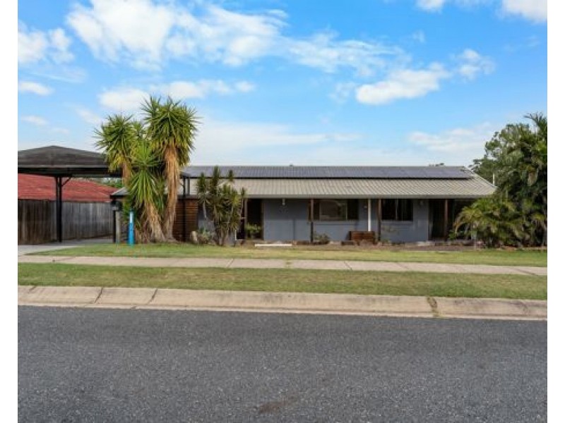 8 Bladon Street, Yamanto QLD 4305