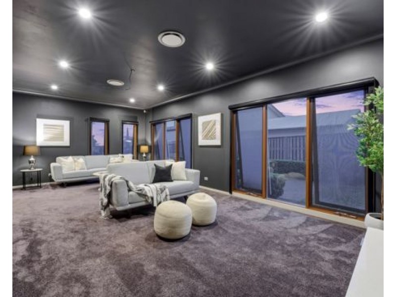 59 Cooper Crescent, Rochedale QLD 4123