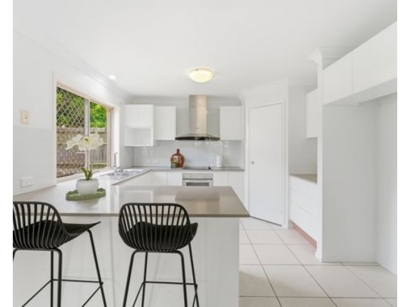 2 Mead Place, Calamvale QLD 4116