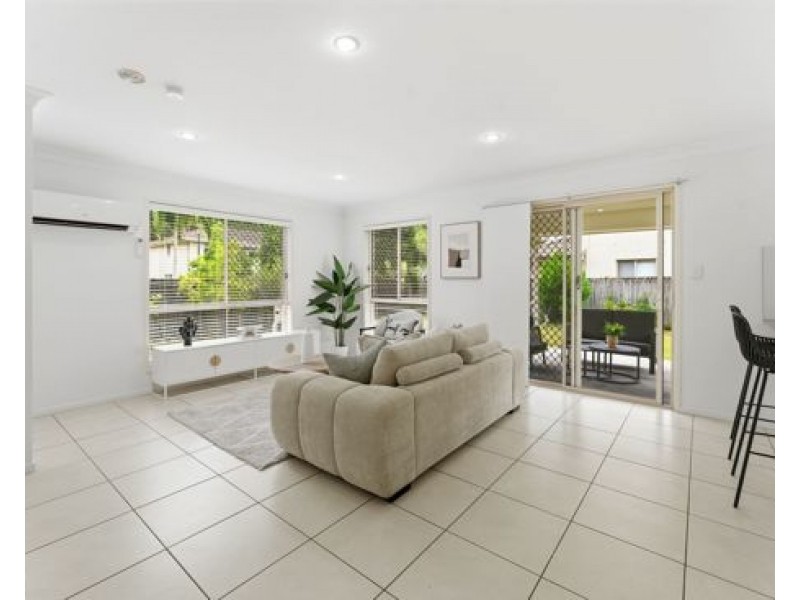 2 Mead Place, Calamvale QLD 4116