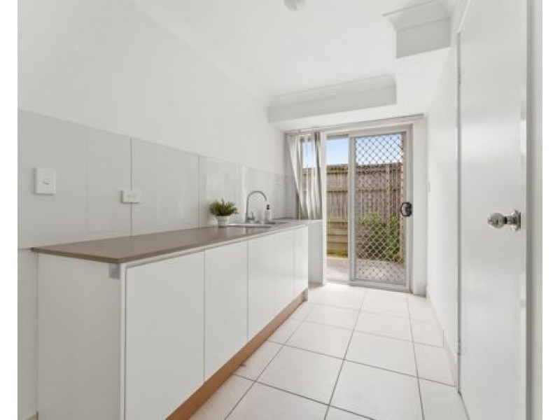 2 Mead Place, Calamvale QLD 4116