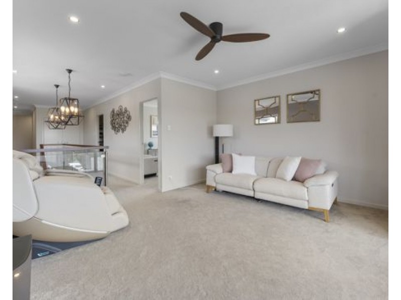 6 Oscar Drive, Rochedale QLD 4123
