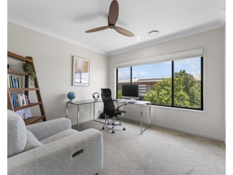 6 Oscar Drive, Rochedale QLD 4123
