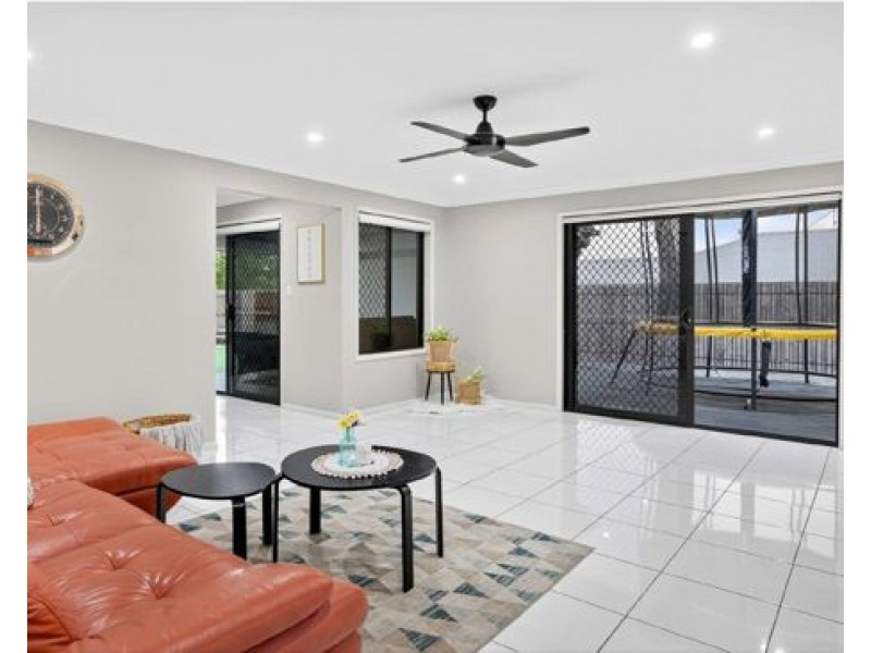 3 Isdell Court, Upper Coomera QLD 4209
