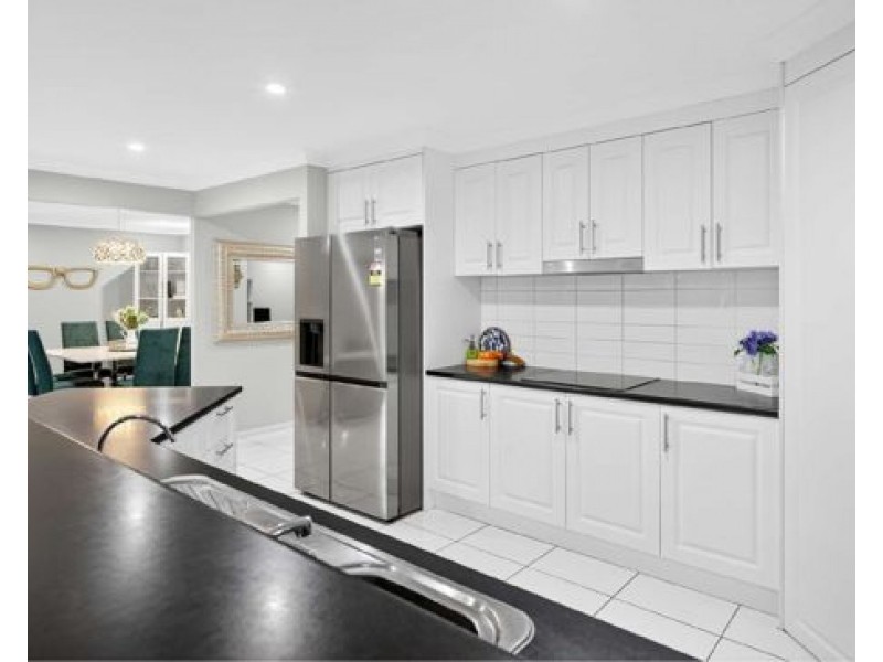 3 Isdell Court, Upper Coomera QLD 4209