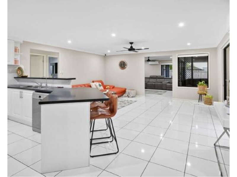 3 Isdell Court, Upper Coomera QLD 4209