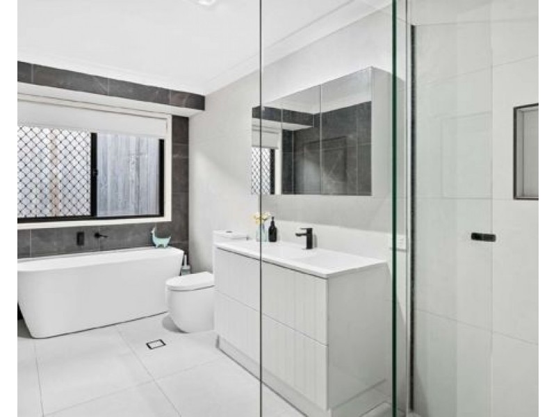 3 Isdell Court, Upper Coomera QLD 4209