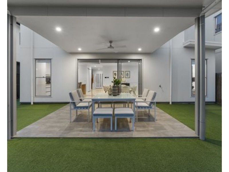 93 Splendour Street, Rochedale QLD 4123