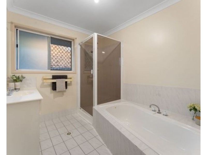 121 Holmead Road, Eight Mile Plains QLD 4113