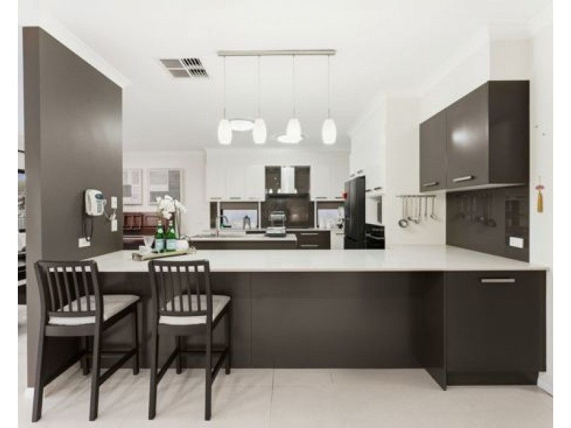 26 Davrod Street, Robertson QLD 4109