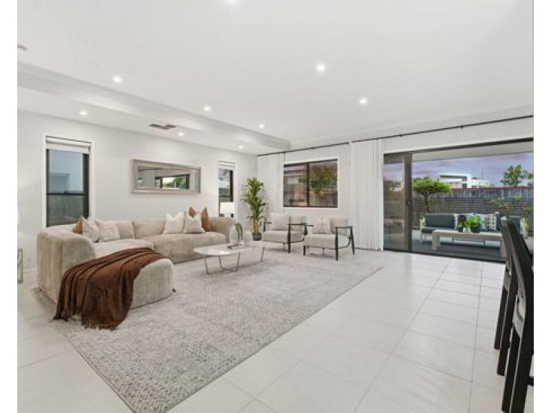 26 Davrod Street, Robertson QLD 4109