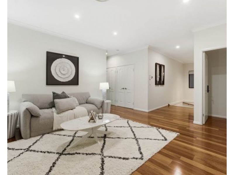 26 Davrod Street, Robertson QLD 4109