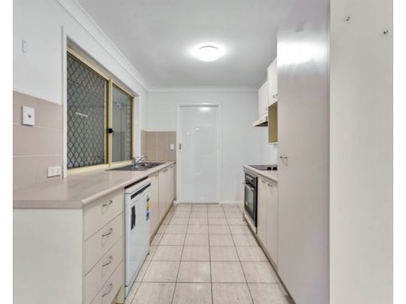 35 Solandra Crescent, Calamvale QLD 4116