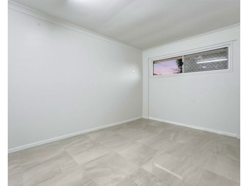 35 Solandra Crescent, Calamvale QLD 4116