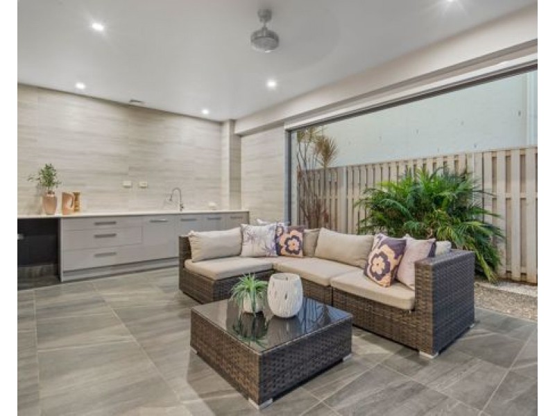27 Soar Street, Rochedale QLD 4123