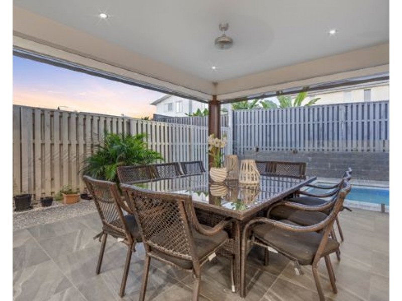 27 Soar Street, Rochedale QLD 4123