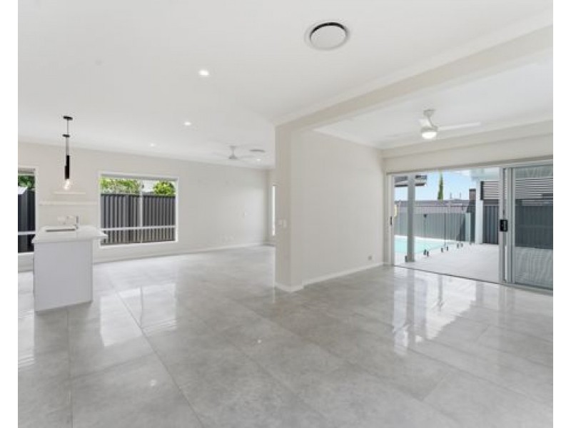 21 Peregrine Street, Rochedale QLD 4123
