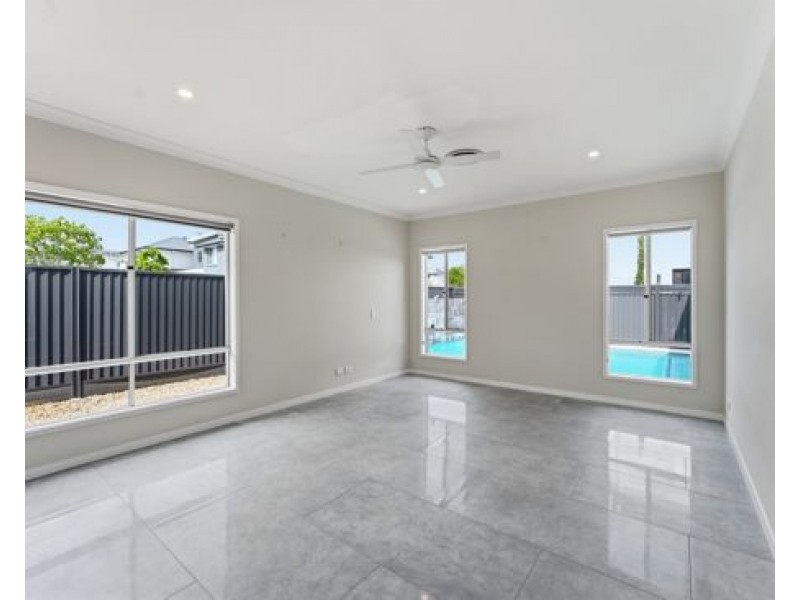 21 Peregrine Street, Rochedale QLD 4123