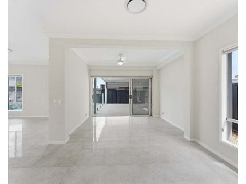 21 Peregrine Street, Rochedale QLD 4123