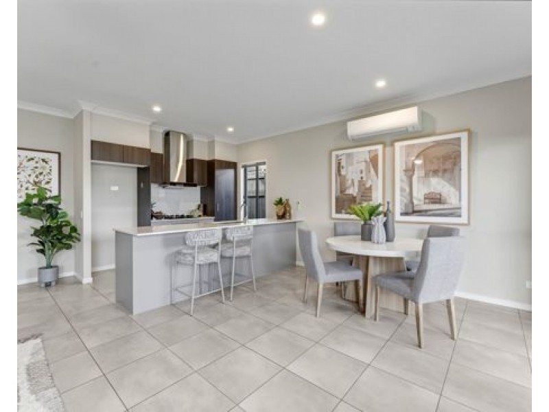 53 Royal Crescent, Rochedale QLD 4123