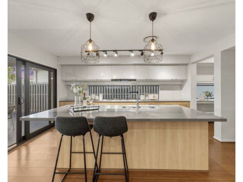 21 Skyview Avenue, Rochedale QLD 4123