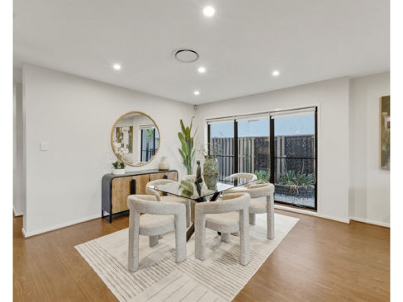 21 Skyview Avenue, Rochedale QLD 4123