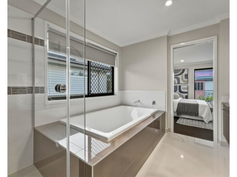 21 Skyview Avenue, Rochedale QLD 4123