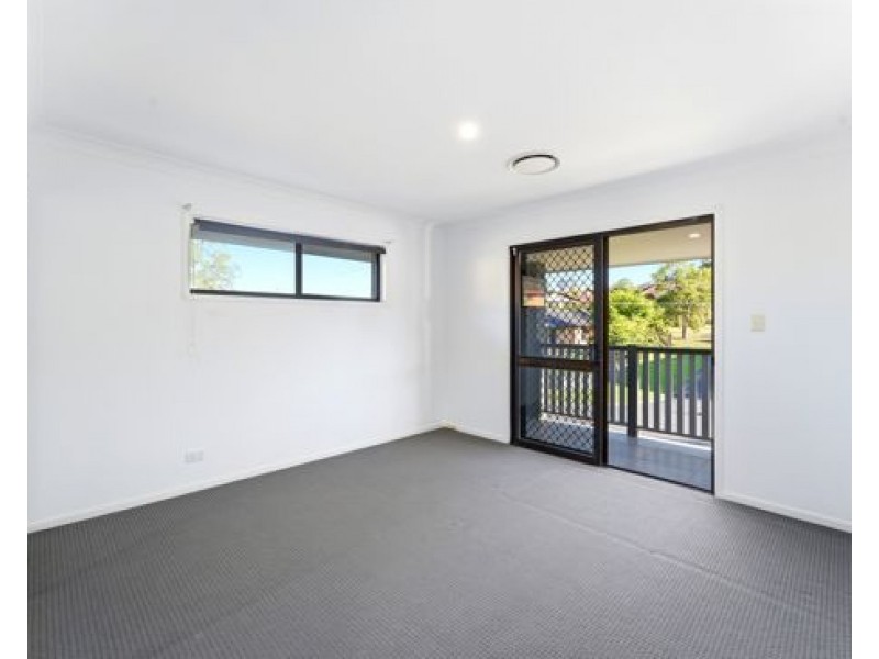 16 Montreal Street, Wishart QLD 4122