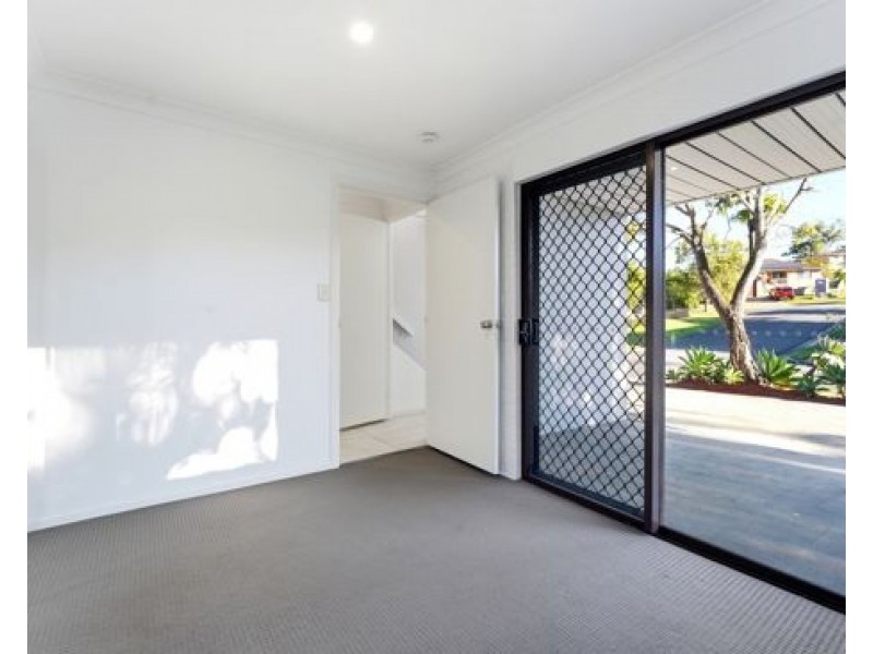 16 Montreal Street, Wishart QLD 4122